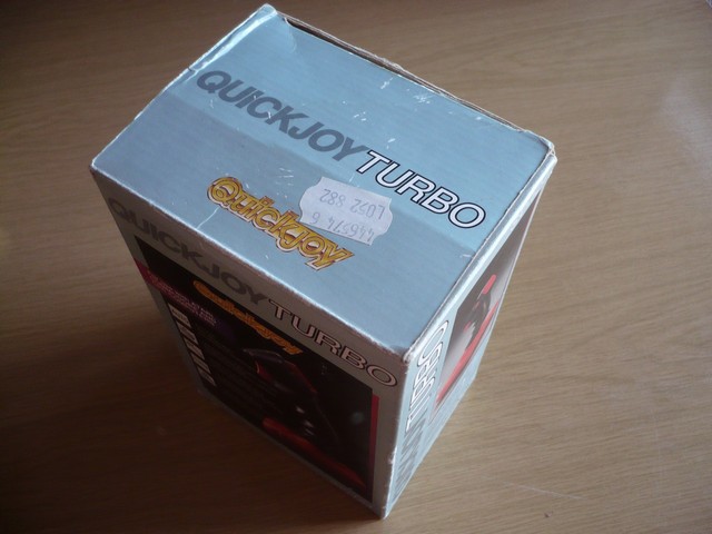 ovladac_joystick_quickjoy_turbosv124_krabicespod.jpg, 55 kB