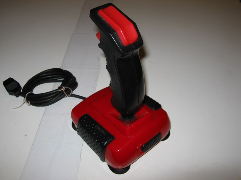 ovladac_joystick_quickshot2_qs111_vrch.jpg, 63 kB