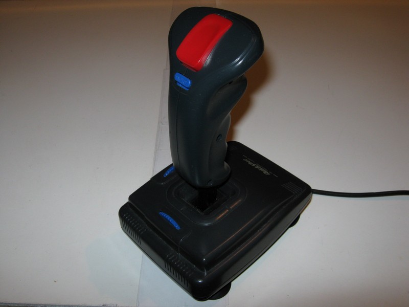 ovladac_joystick_quickshot_qs123forprofesionalplayers_spod.jpg, 59 kB