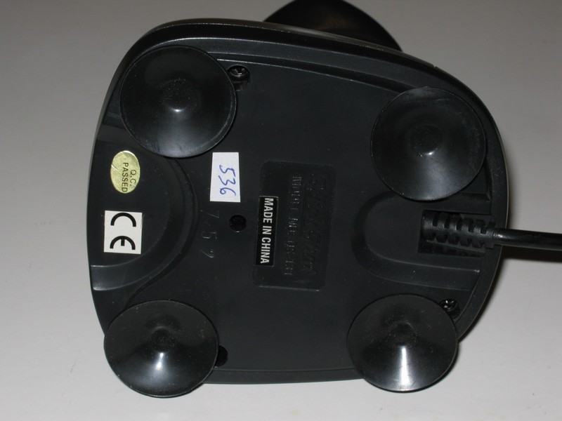 ovladac_joystick_quickshot_qs131_vzad.jpg, 68 kB