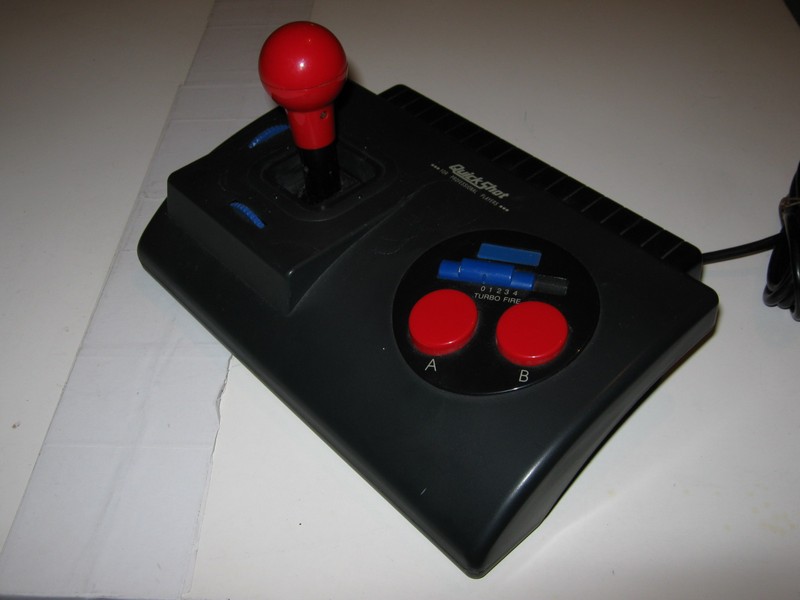 ovladac_joystick_quickshot_qs172_spod.jpg, 60 kB