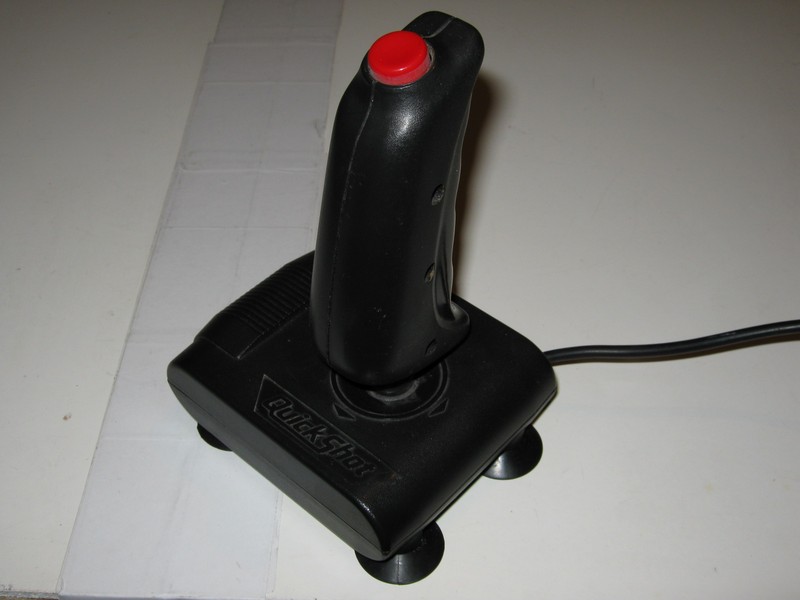 ovladac_joystick_svispectravideo_quickshot1_spod.jpg, 57 kB