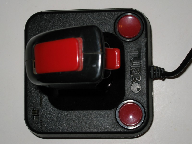 ovladac_joystick_turbo2_pred2.jpg, 93 kB