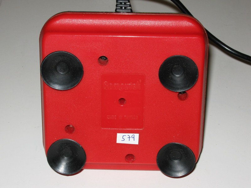 ovladac_joystick_turbo2_vzad.jpg, 85 kB