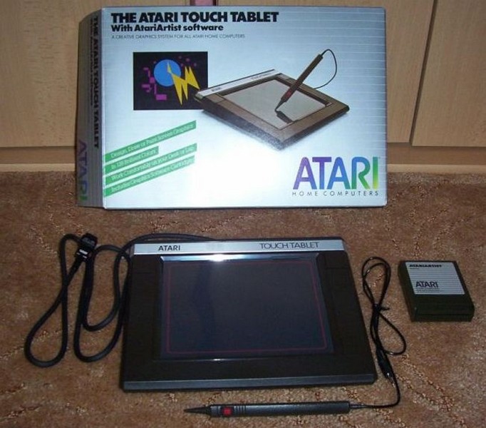 ovladac_tablet_(atari)_atari_ataritouchtablet_vse3.jpg, 92 kB