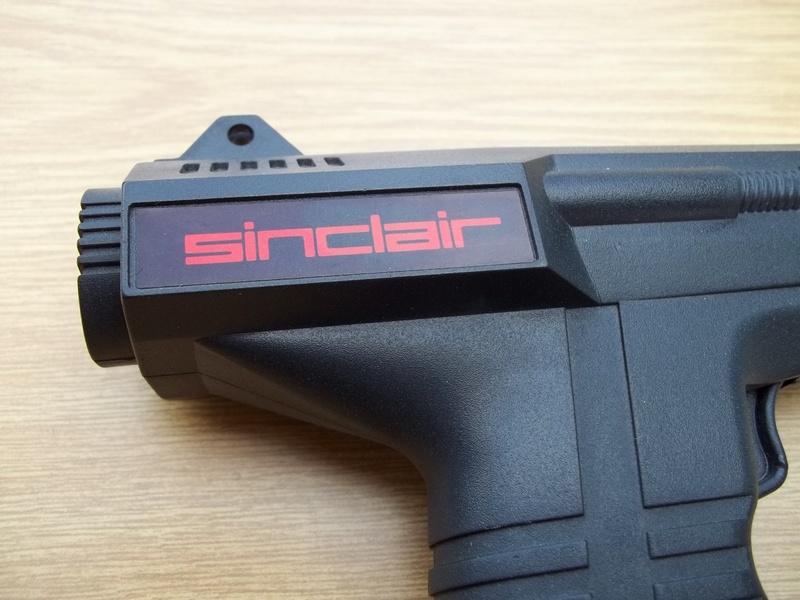 ovladace_svetelnapistole_sinclair_detail.jpg, 232 kB