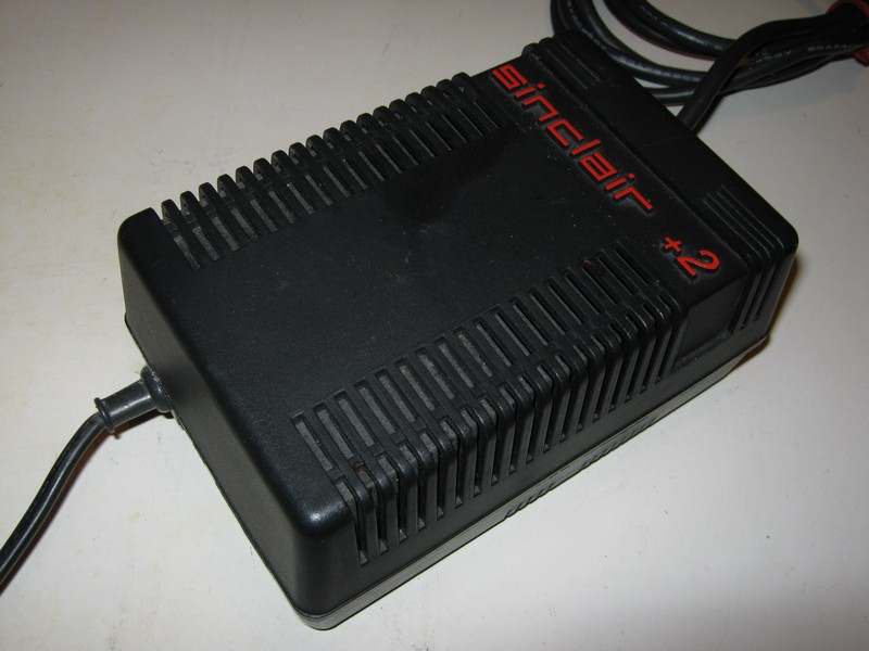 zdroj_sinclair_zxspectrumplus2_spod.jpg, 85 kB